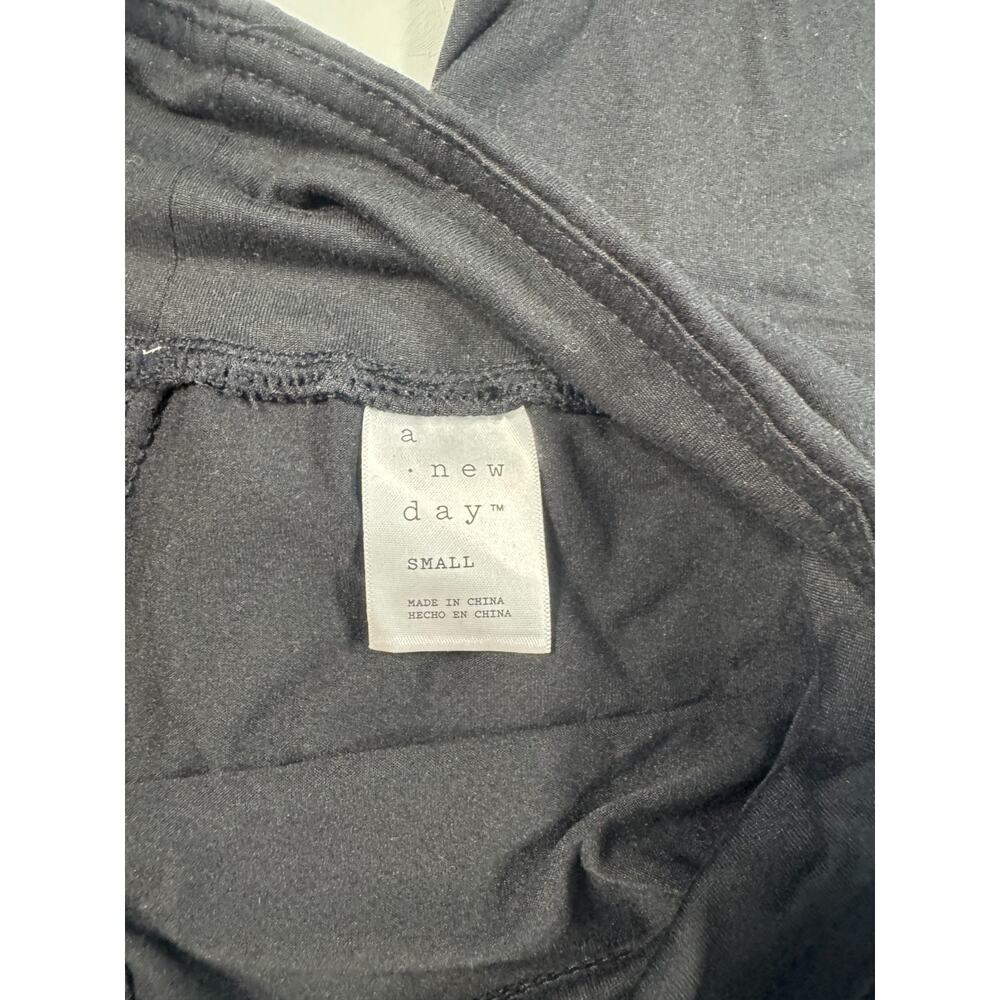 A New Day Black Leggings Size Small Stretch Pull On Casual Athleisure Pants - Picture 3 of 3